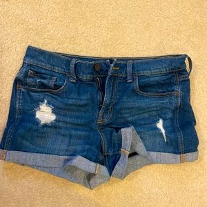 Old Navy Denim Boyfriend Shorts Size 4